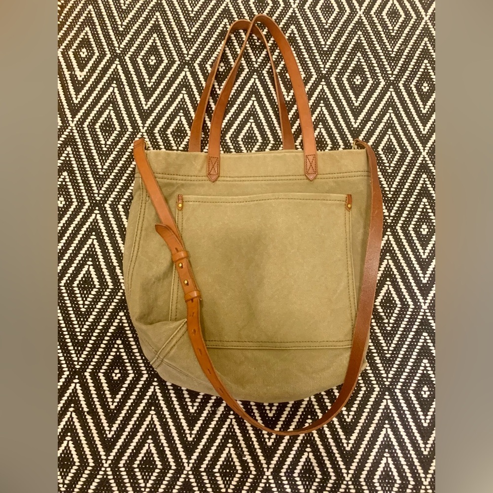 Madewell medium canvas transport tote .